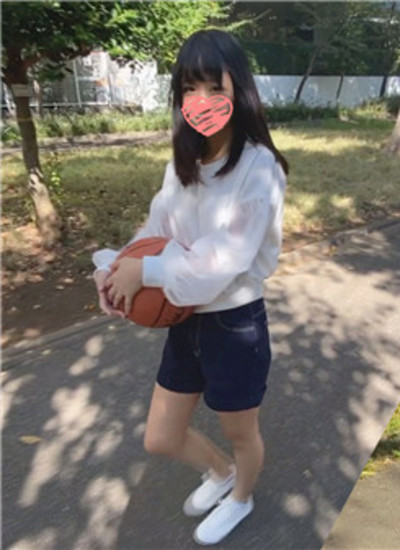 FC2 PPV 1249244 [Youth 18 daughter] K③ basketball girl with one experienced person. I got caught in the city of Yarichin and greeted for the first time with adult sex w [Personal shooting]